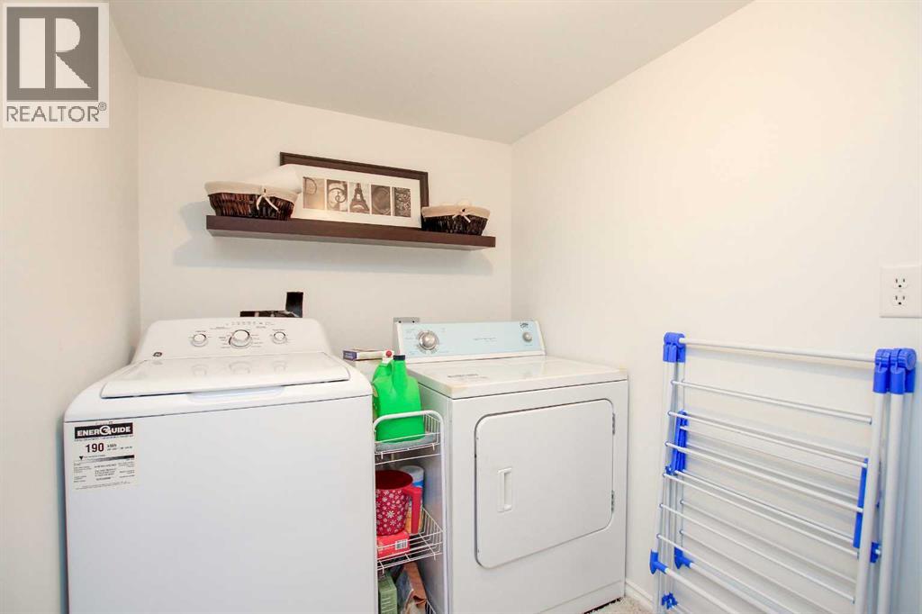 60 Arnold Close, Red Deer, Alberta  T4R 3G3 - Photo 35 - A2290072