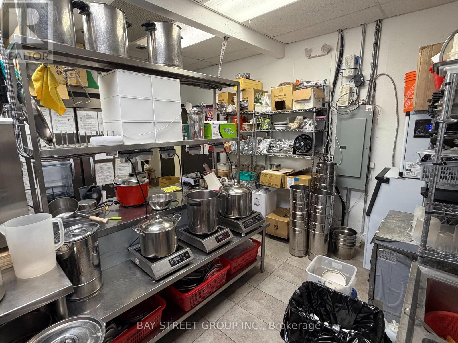 1037-1038 - 28 South Unionville Avenue, Markham, Ontario  L3R 1J5 - Photo 6 - N12931414