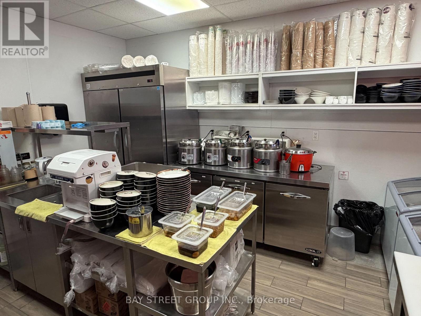 1037-1038 - 28 South Unionville Avenue, Markham, Ontario  L3R 1J5 - Photo 8 - N12931414