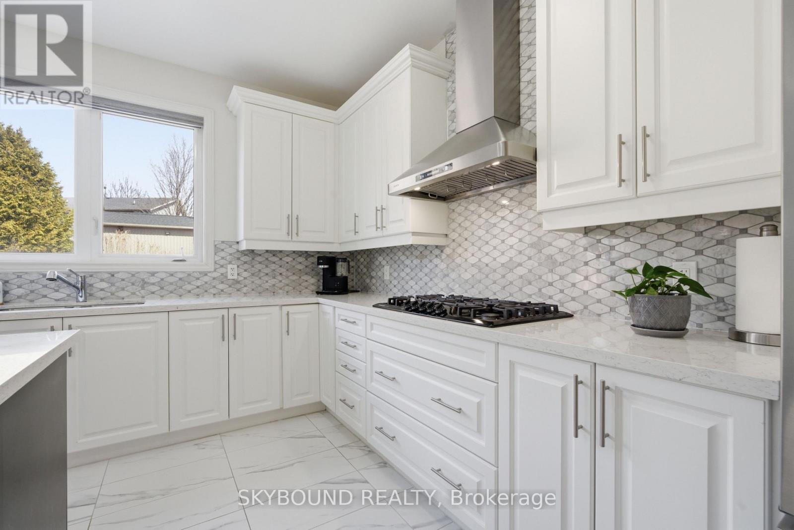 80 Harpin Way E, Centre Wellington, Ontario  N1M 0H1 - Photo 15 - X12931406