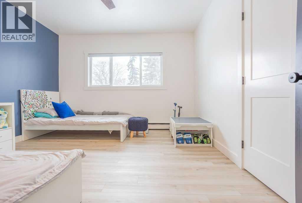 638 9 Avenue, Wainwright, Alberta  T9W 1B3 - Photo 8 - A2289251