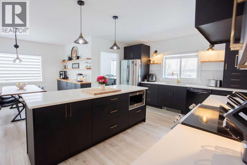 638 9 Avenue, Wainwright, Alberta  T9W 1B3 - Photo 29 - A2289251