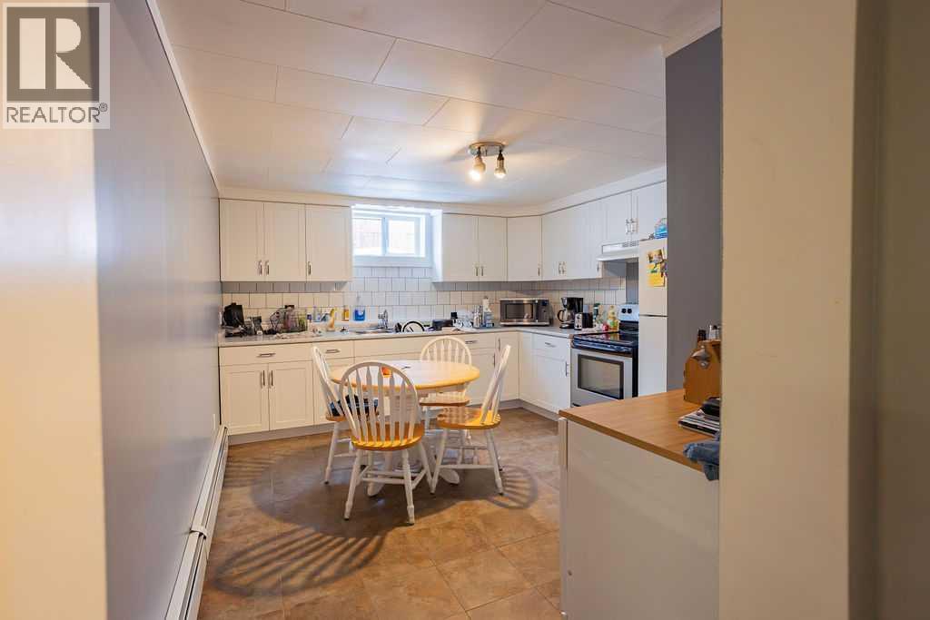 638 9 Avenue, Wainwright, Alberta  T9W 1B3 - Photo 37 - A2289251