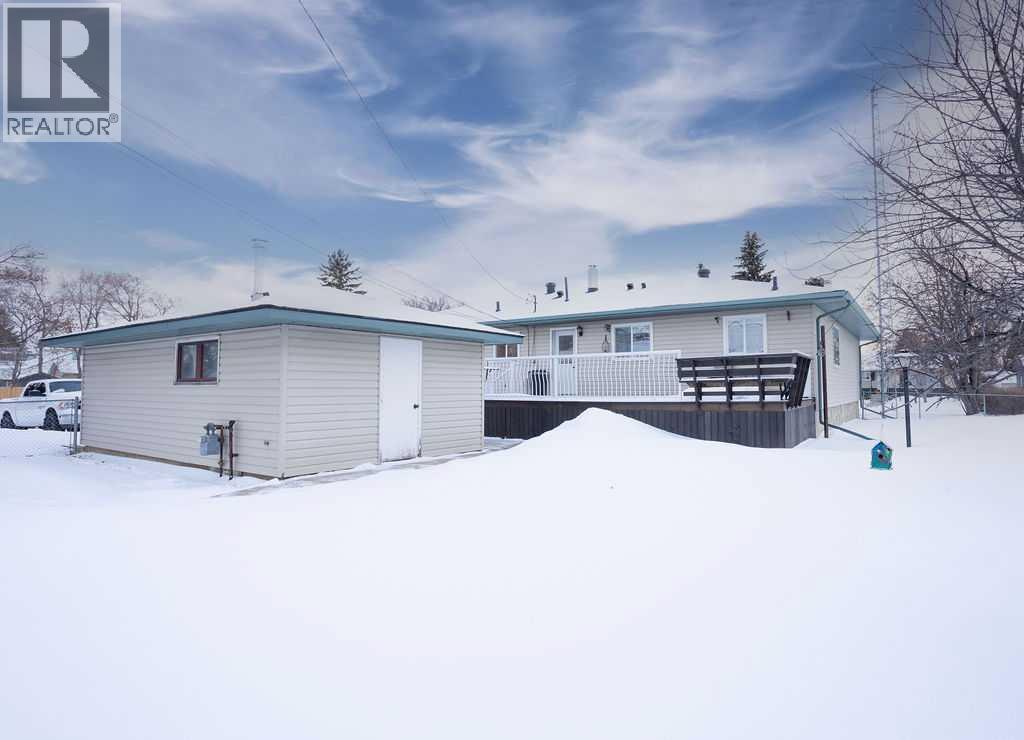 638 9 Avenue, Wainwright, Alberta  T9W 1B3 - Photo 45 - A2289251
