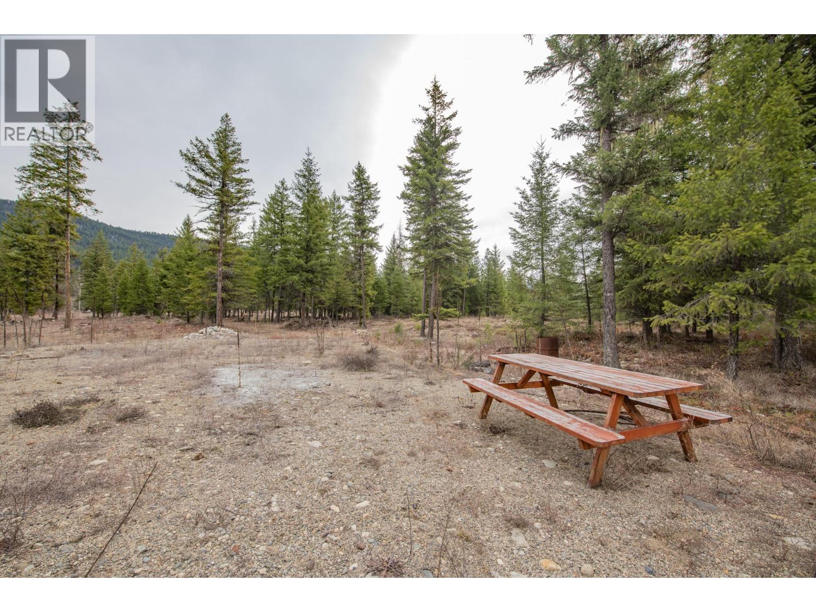 183 Calder Road, Edgewood, British Columbia  V0G 1J0 - Photo 19 - 10374108