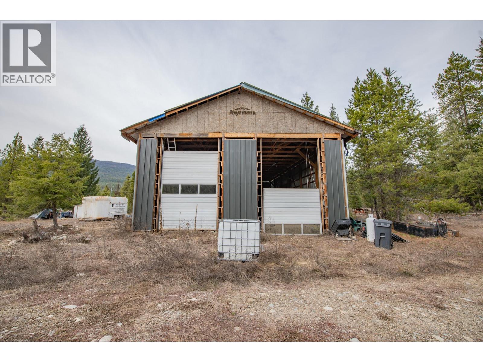 183 Calder Road, Edgewood, British Columbia  V0G 1J0 - Photo 21 - 10374108