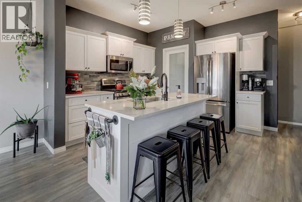 156 Wildrose Crescent, Strathmore, Alberta  T1P 0H1 - Photo 3 - A2293524