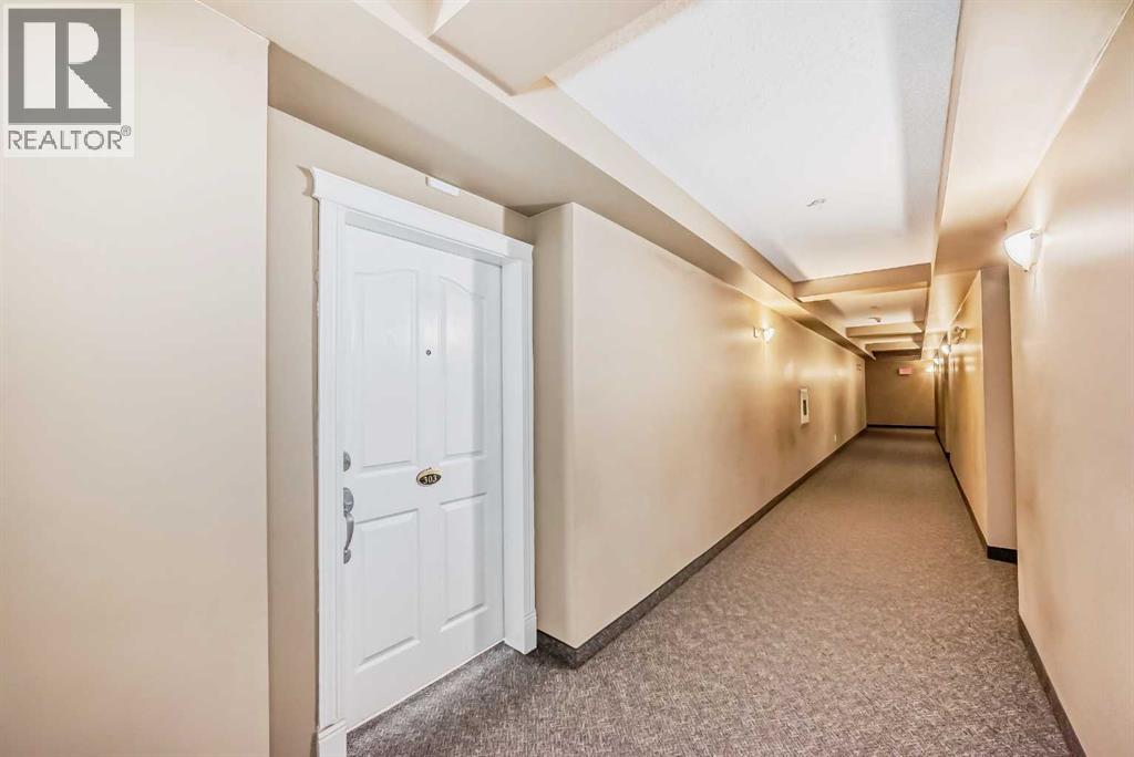 303, 369 Rocky Vista Park Nw, Calgary, Alberta  T3G 5K7 - Photo 4 - A2280300