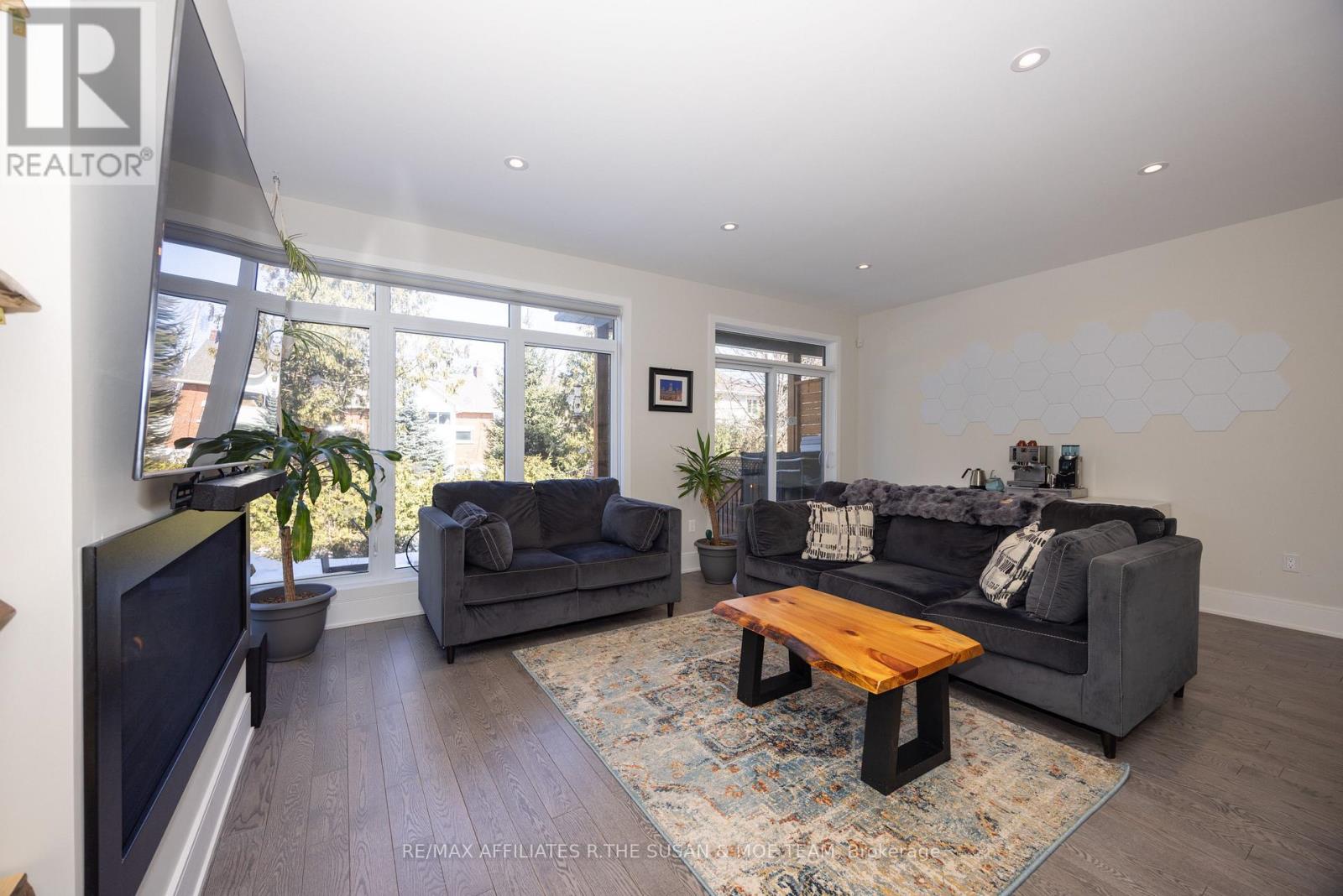 65 Kenora Street, Ottawa, Ontario  K1Y 3K9 - Photo 13 - X12931442