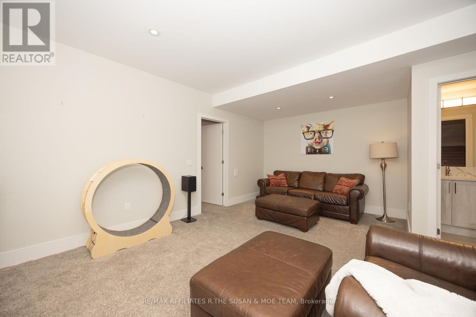 65 Kenora Street, Ottawa, Ontario  K1Y 3K9 - Photo 37 - X12931442