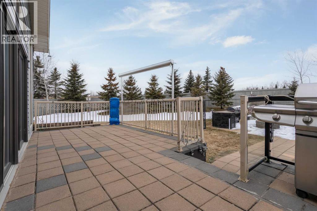 5608 28a Avenue, Camrose, Alberta  T4V 1T2 - Photo 33 - A2294989