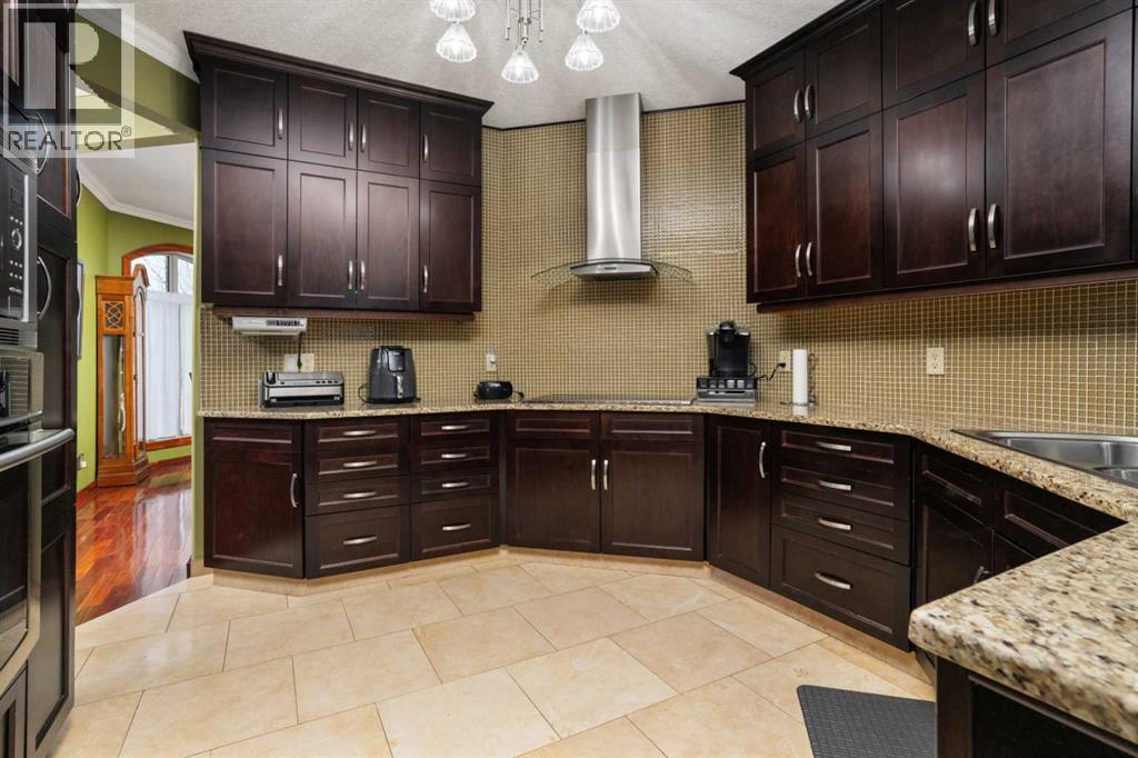 5608 28a Avenue, Camrose, Alberta  T4V 1T2 - Photo 8 - A2294989