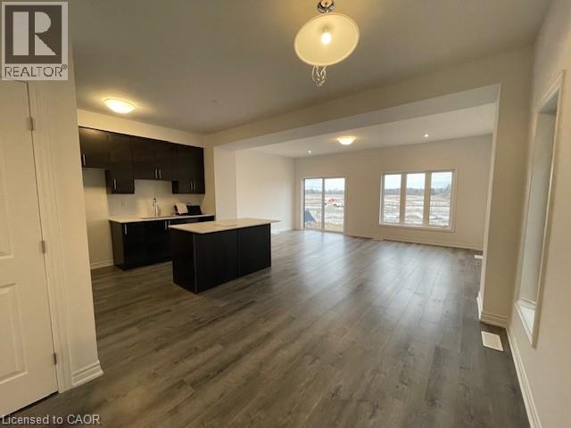 21 June Callwood Way, Brantford, Ontario  N3T 0V1 - Photo 3 - 40815827