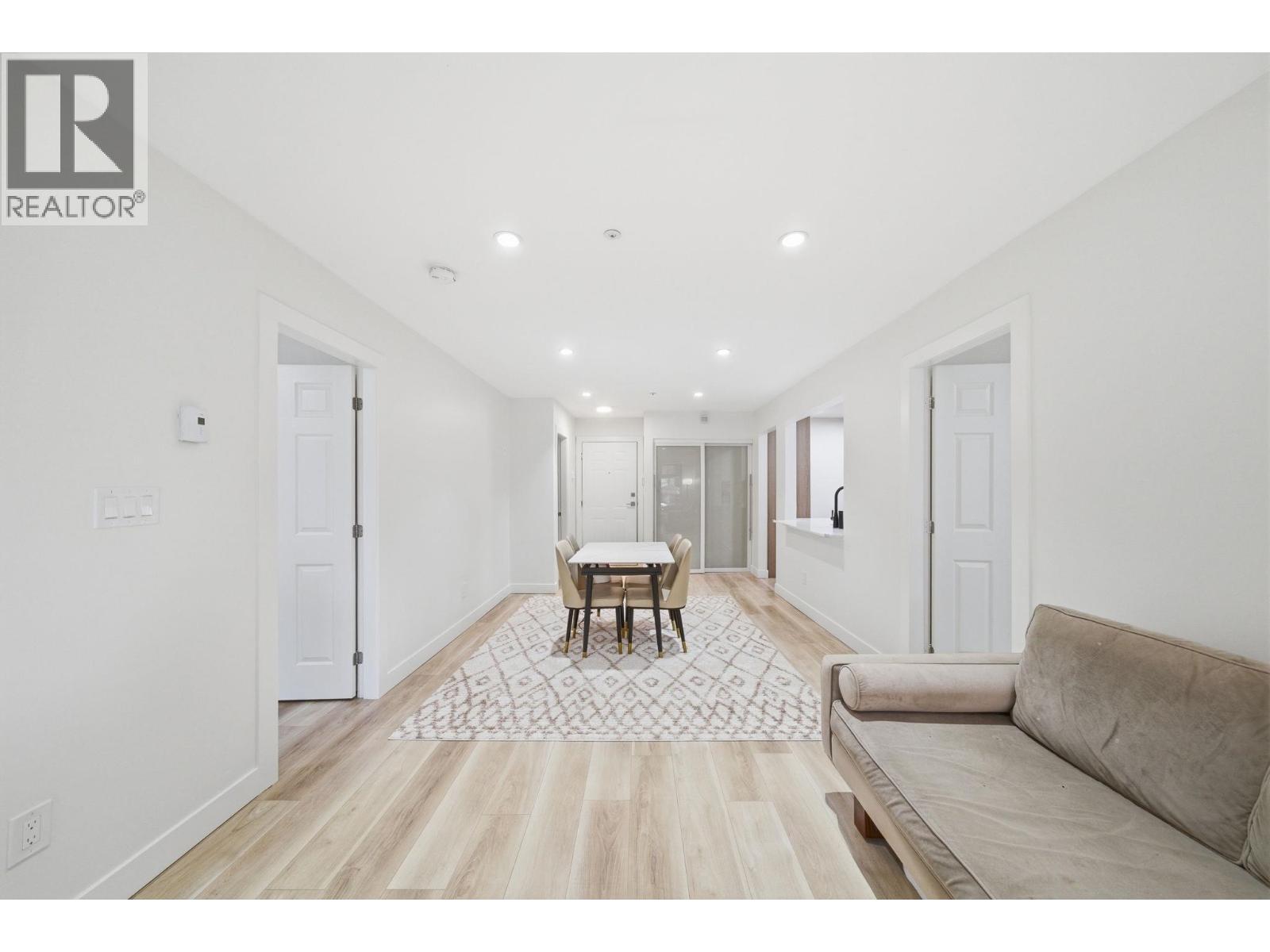 105 1190 Eastwood Street, Coquitlam, British Columbia V3B 7S1 - Photo 3 - R3100706