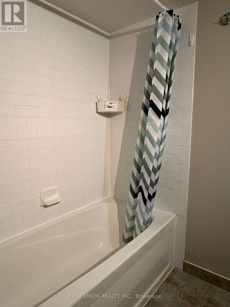 505 - 22 Wellesley Street E, Toronto, Ontario  M4Y 1G3 - Photo 11 - C12931436