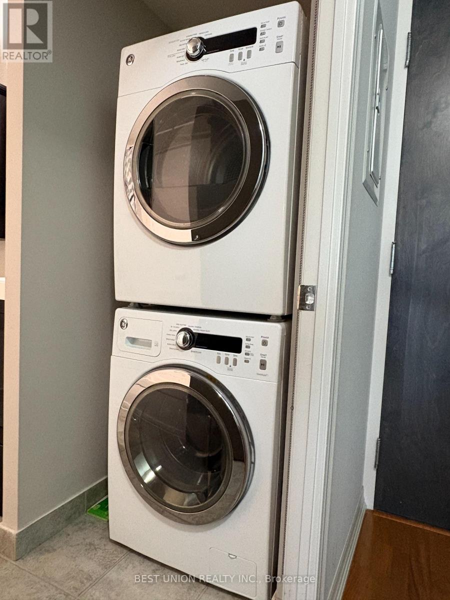 505 - 22 Wellesley Street E, Toronto, Ontario  M4Y 1G3 - Photo 12 - C12931436