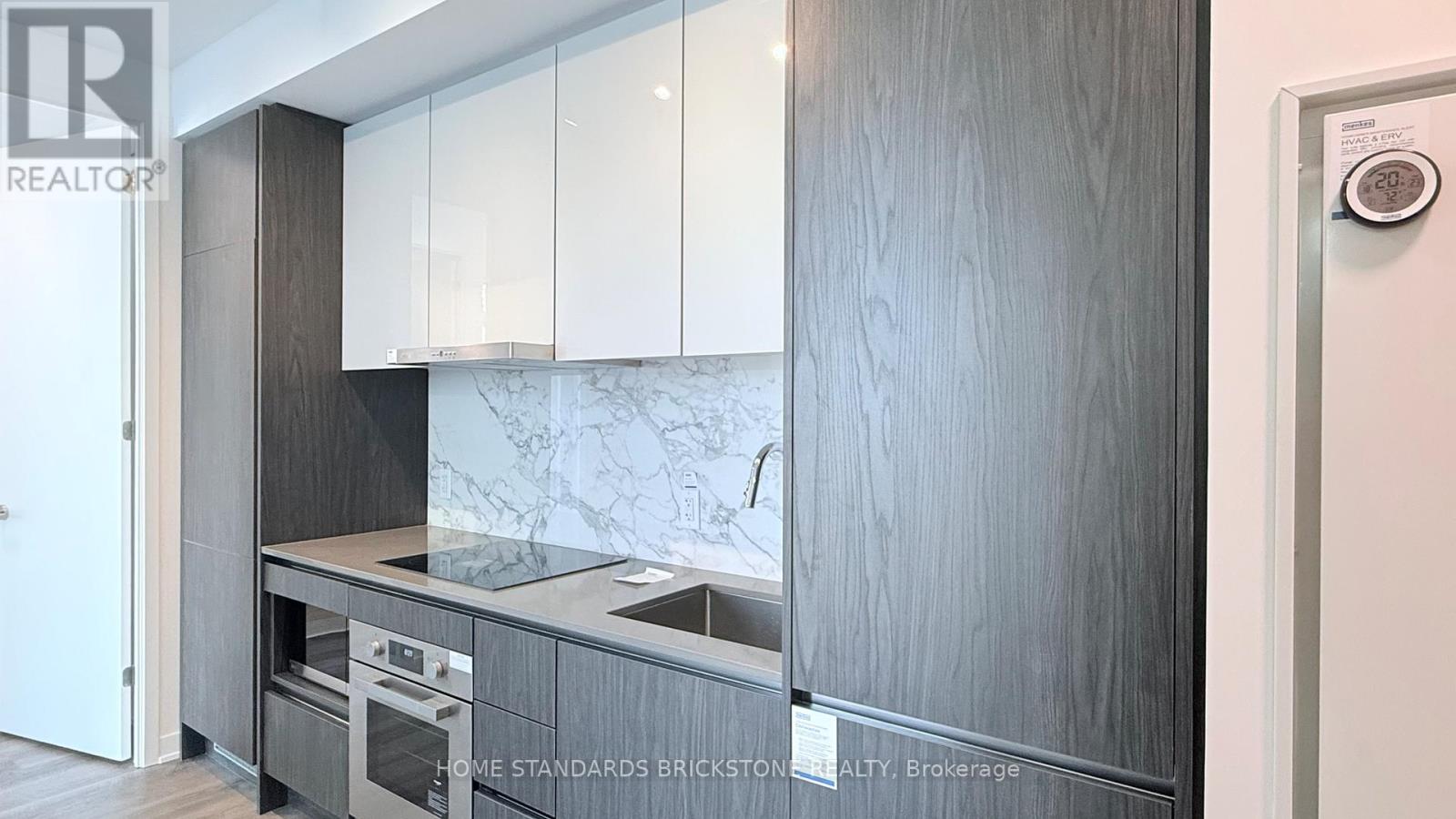 2512 - 180 Front Street E, Toronto, Ontario  M0A 0A9 - Photo 8 - C12931440