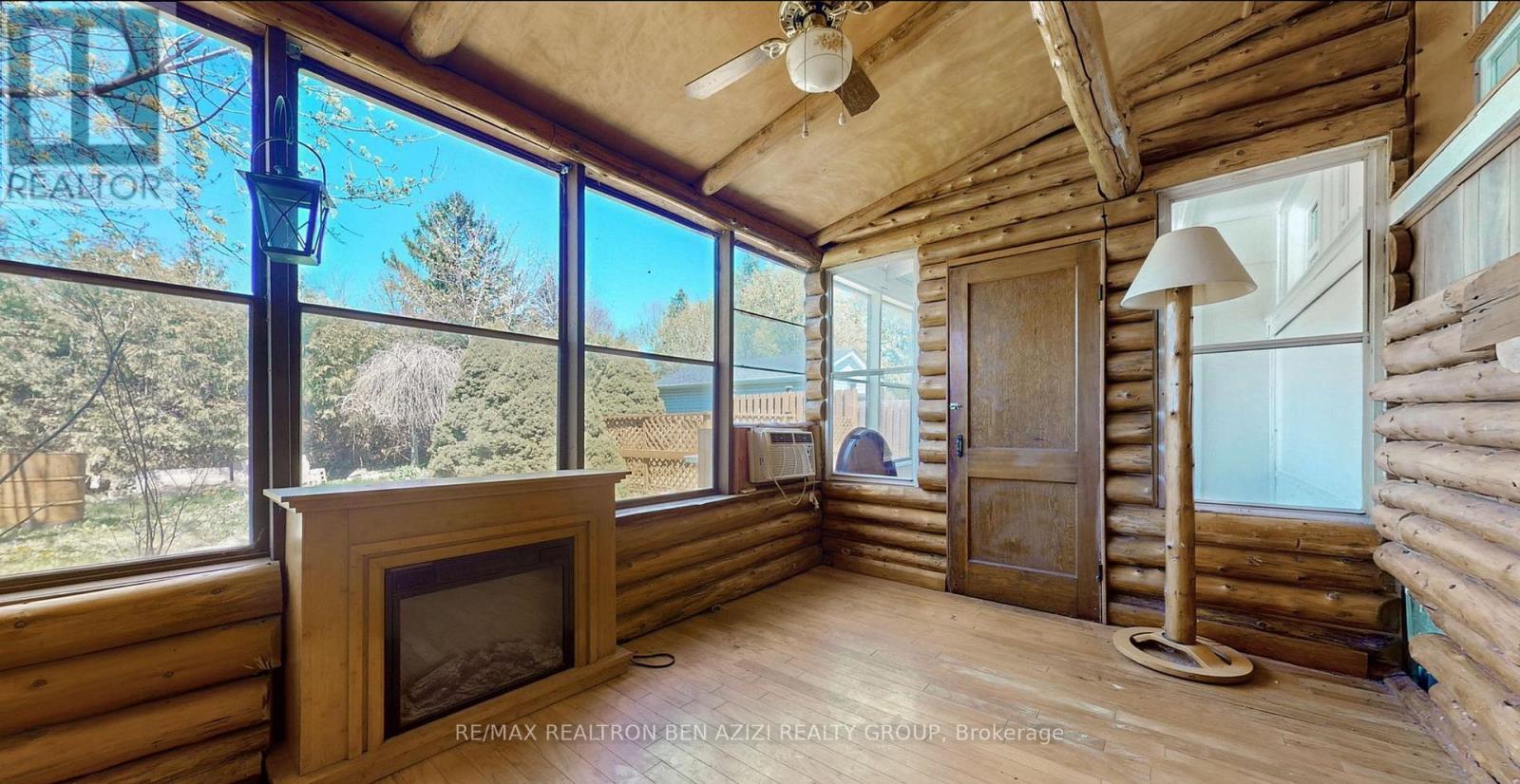 49 Don Mor Drive, Newmarket, Ontario  L3Y 1G8 - Photo 12 - N12931434