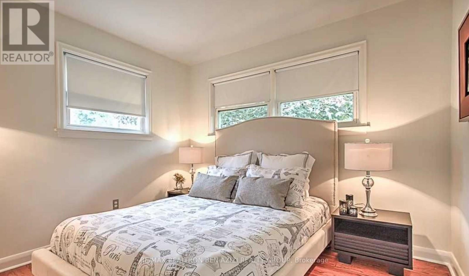 49 Don Mor Drive, Newmarket, Ontario  L3Y 1G8 - Photo 8 - N12931434