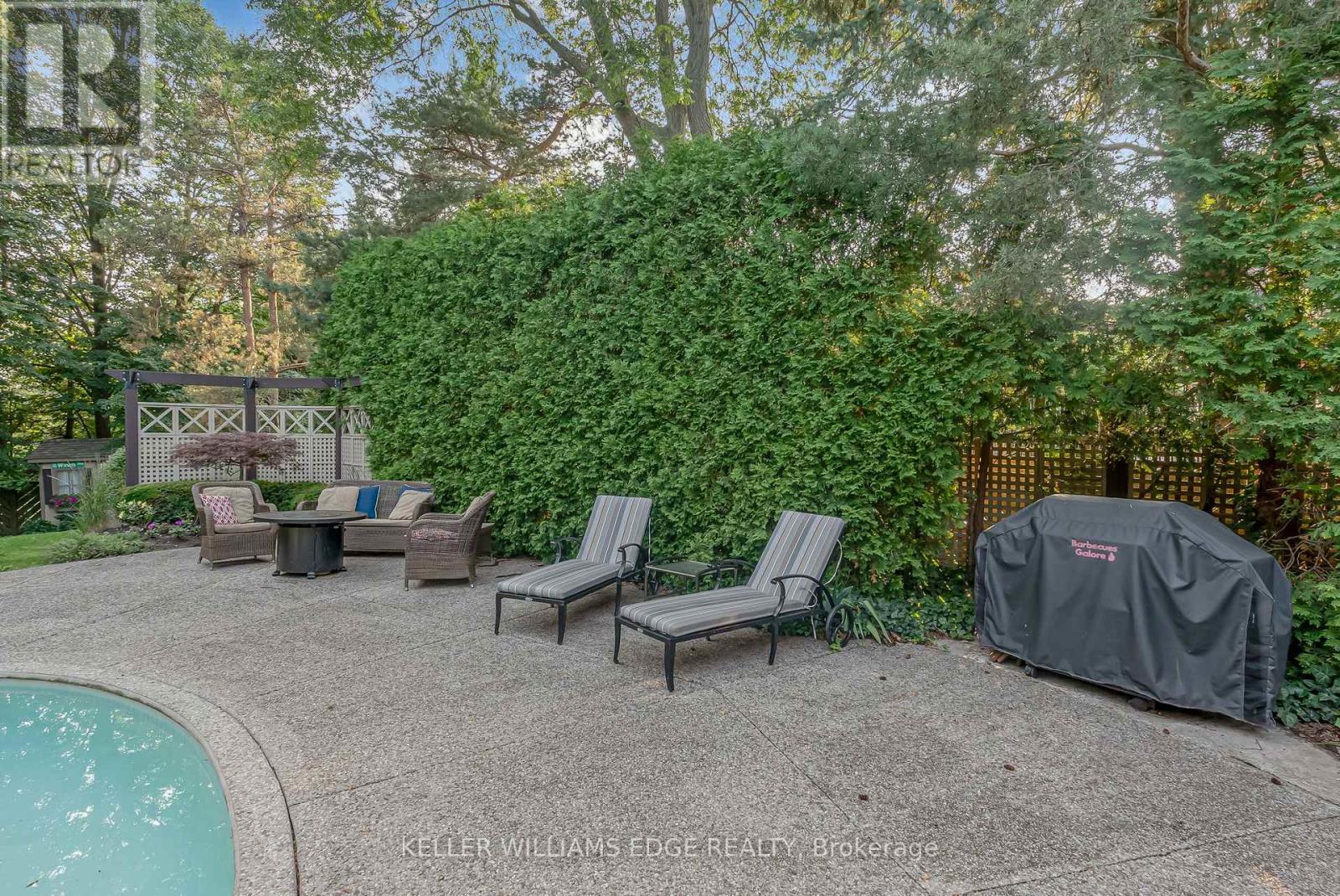 9 Flanders Drive, Hamilton, Ontario  L8B 0G6 - Photo 43 - X12931444