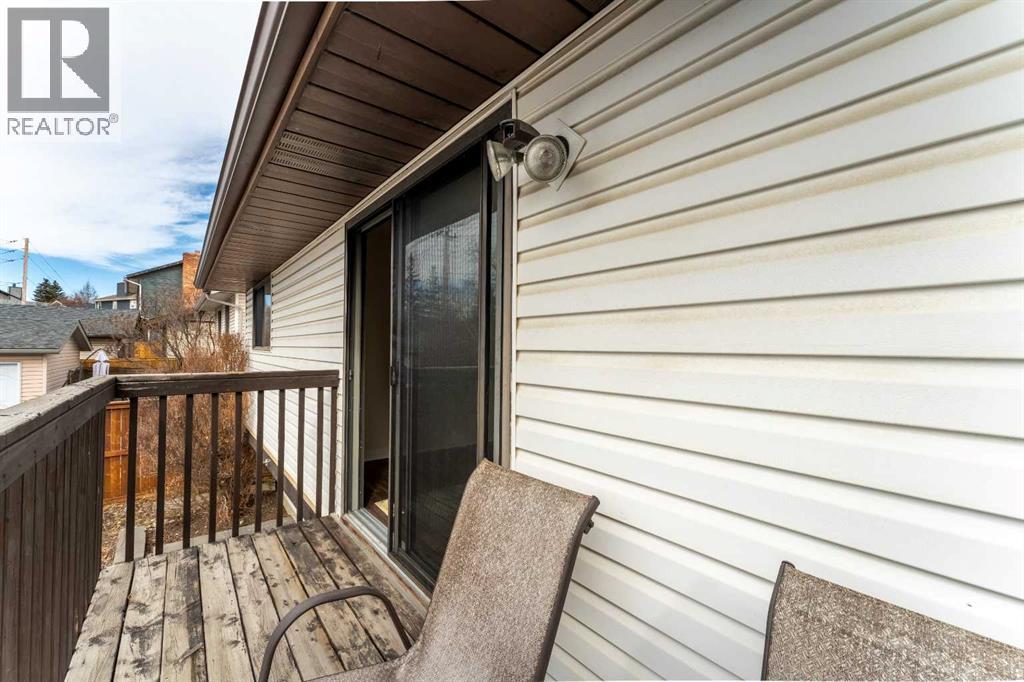 15 Scenic Rise Nw, Calgary, Alberta  T3L 1A6 - Photo 18 - A2293814