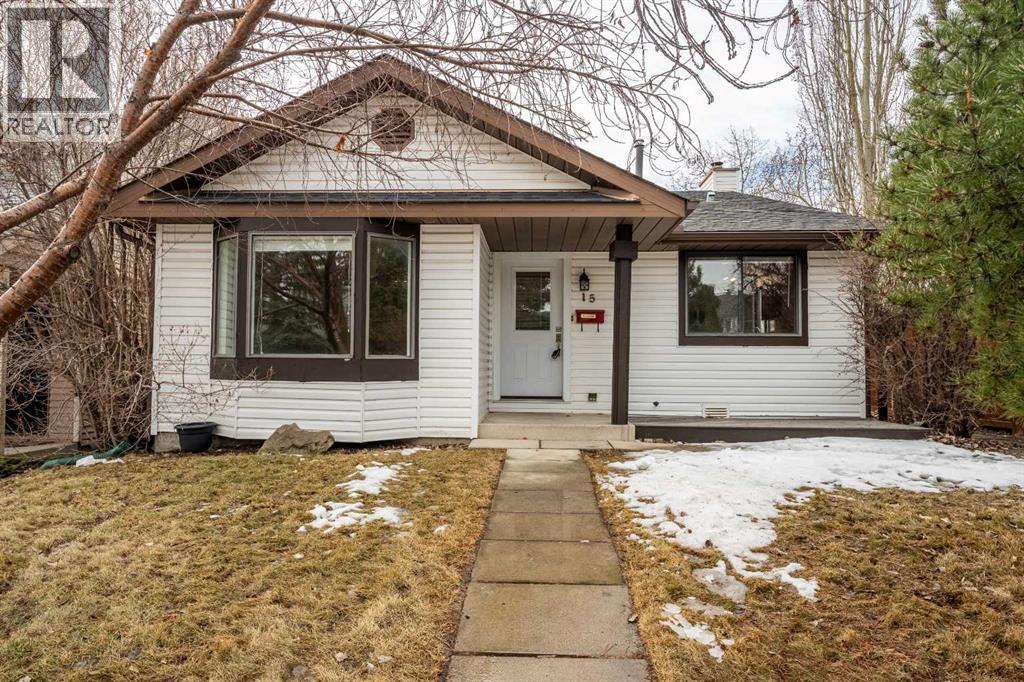 15 Scenic Rise Nw, Calgary, Alberta  T3L 1A6 - Photo 2 - A2293814