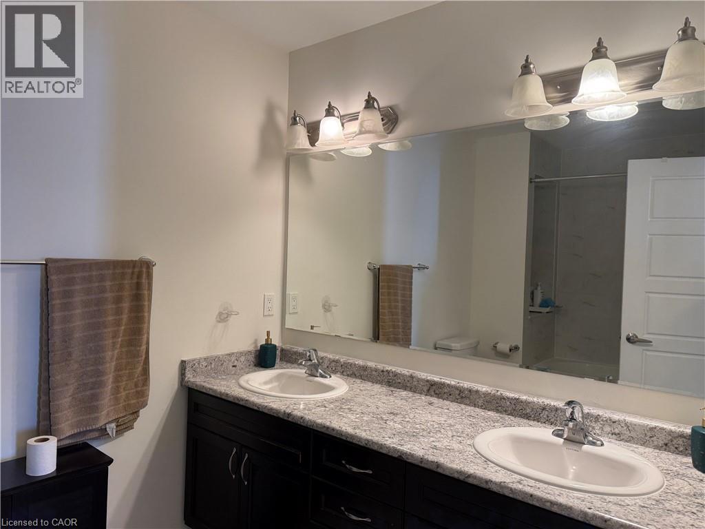 922 Apple Hill Lane, Kitchener, Ontario  N2R 0L7 - Photo 21 - 40815736