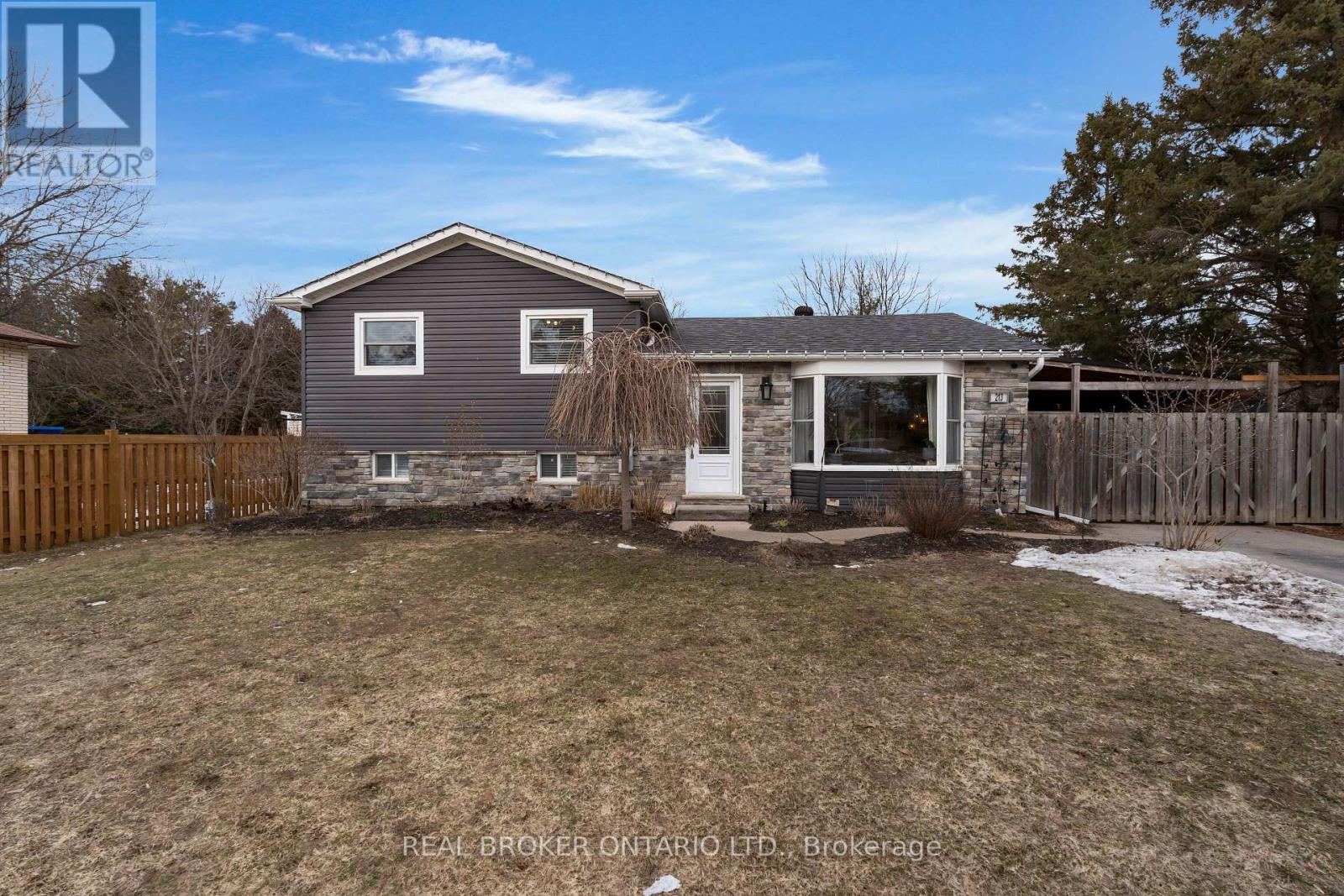 213 Centre Street, Essa, Ontario  L0M 1B0 - Photo 2 - N12931446