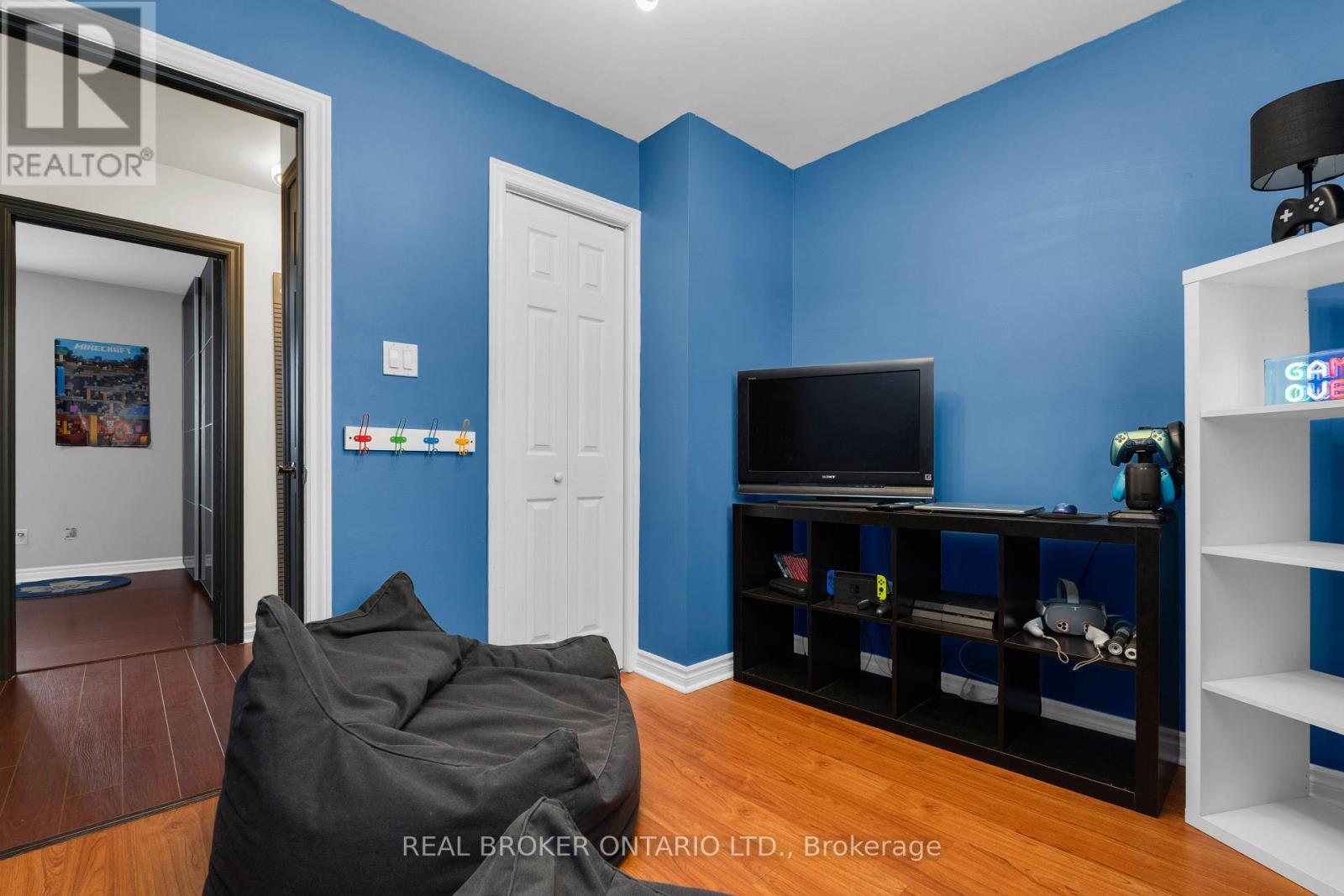 213 Centre Street, Essa, Ontario  L0M 1B0 - Photo 28 - N12931446