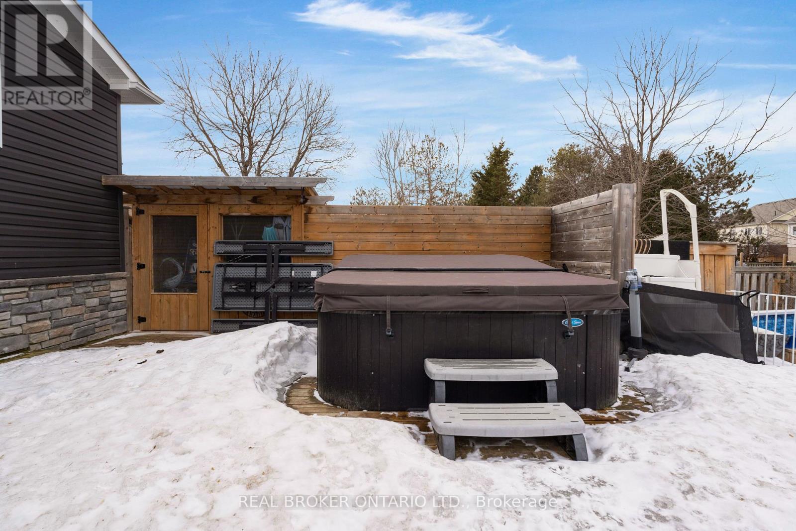 213 Centre Street, Essa, Ontario  L0M 1B0 - Photo 41 - N12931446