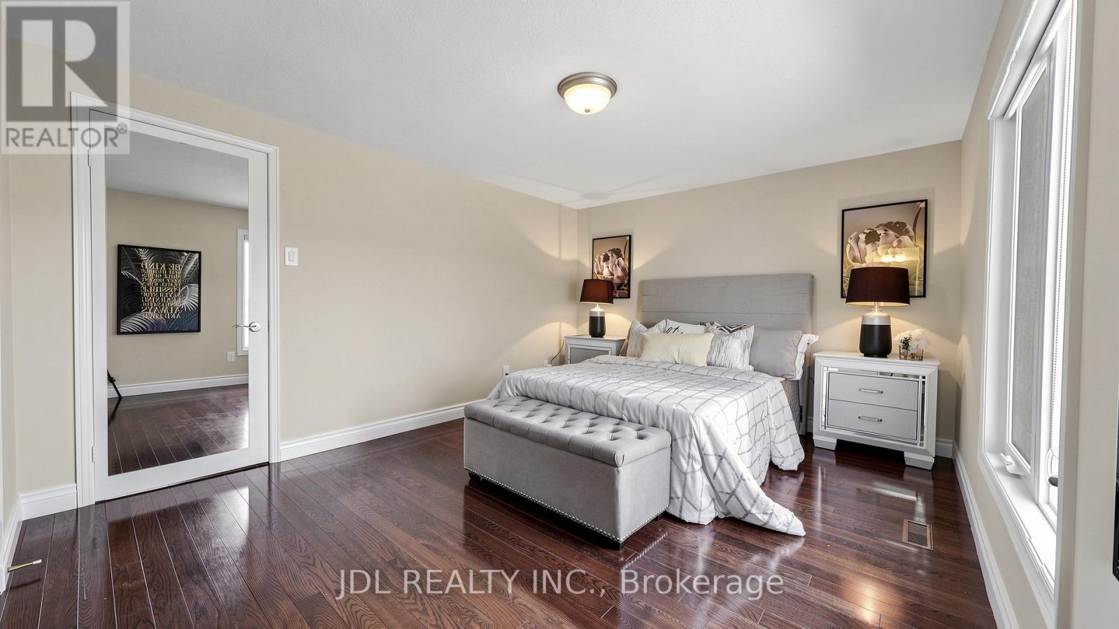 16 Breckonwood Crescent, Markham, Ontario  L3T 5E8 - Photo 23 - N12931462