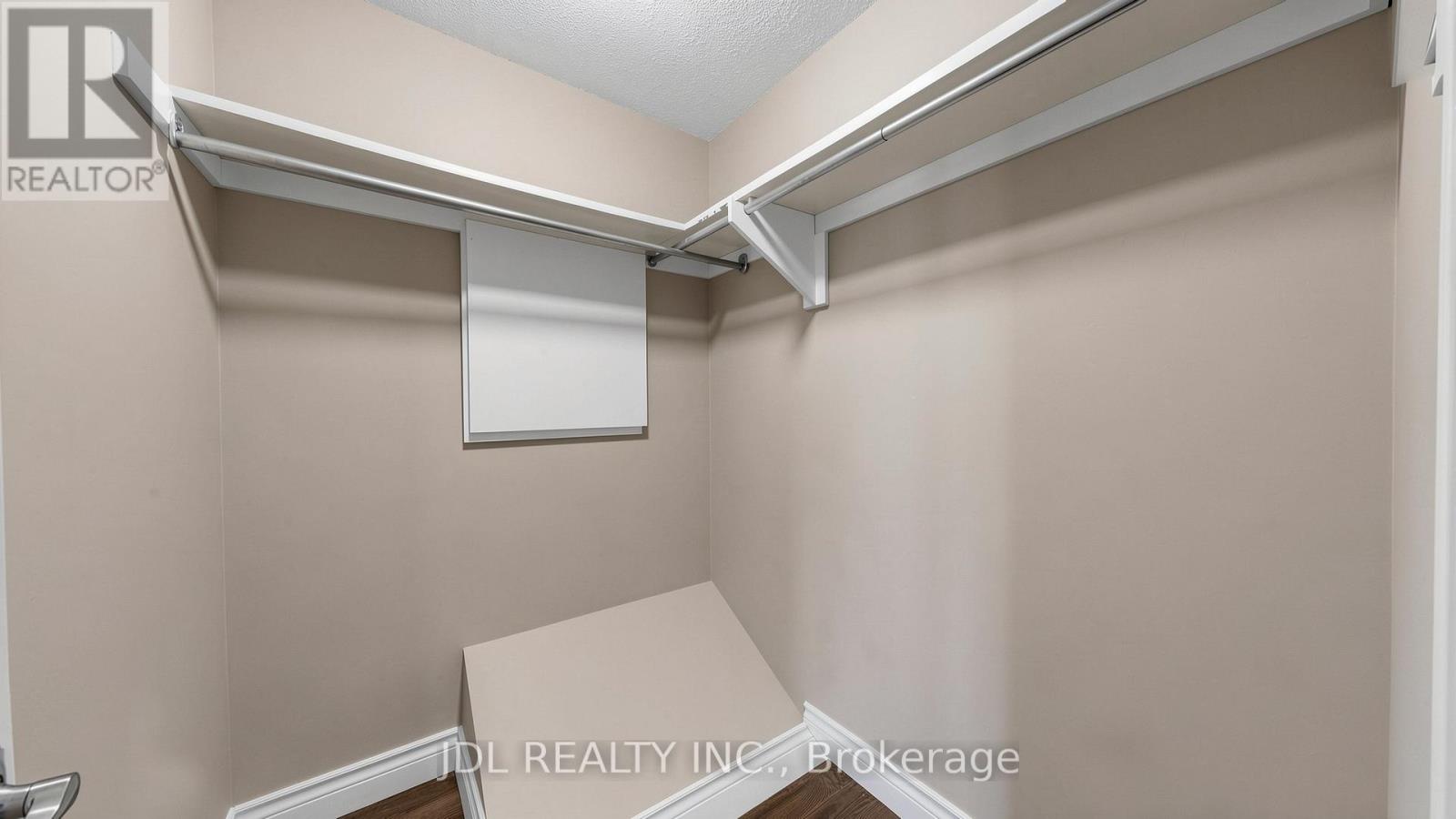 16 Breckonwood Crescent, Markham, Ontario  L3T 5E8 - Photo 25 - N12931462