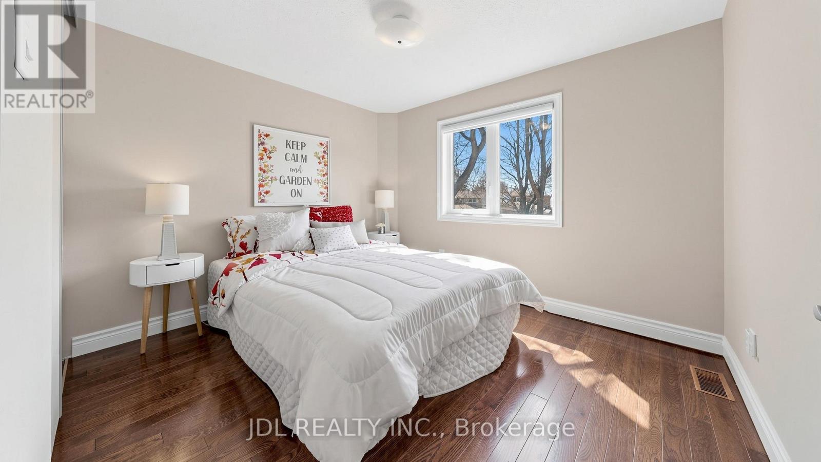 16 Breckonwood Crescent, Markham, Ontario  L3T 5E8 - Photo 27 - N12931462