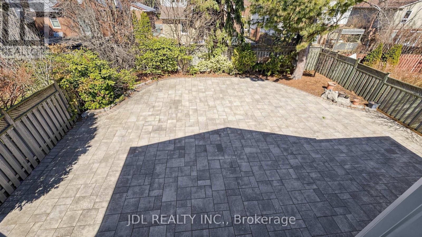 16 Breckonwood Crescent, Markham, Ontario  L3T 5E8 - Photo 39 - N12931462