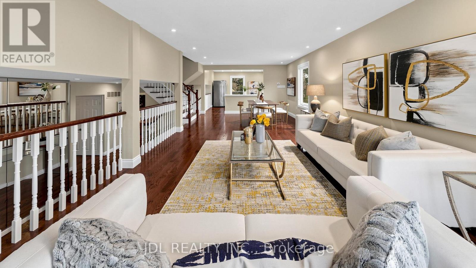 16 Breckonwood Crescent, Markham, Ontario  L3T 5E8 - Photo 4 - N12931462