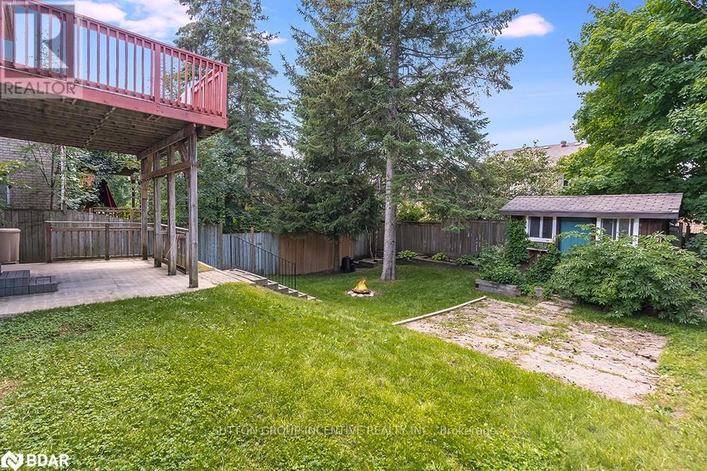 40 Kell Place, Barrie, Ontario L4N 9K5 - Photo 9 - S12931472