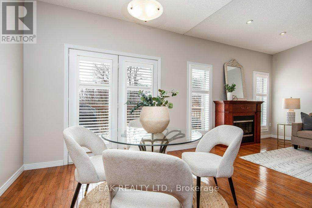 3 - 900 Doon Village Road, Kitchener, Ontario  N2P 1A4 - Photo 23 - X12931470