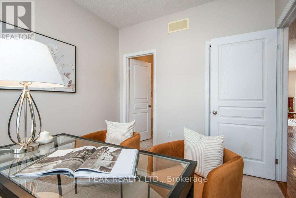 3 - 900 Doon Village Road, Kitchener, Ontario  N2P 1A4 - Photo 35 - X12931470