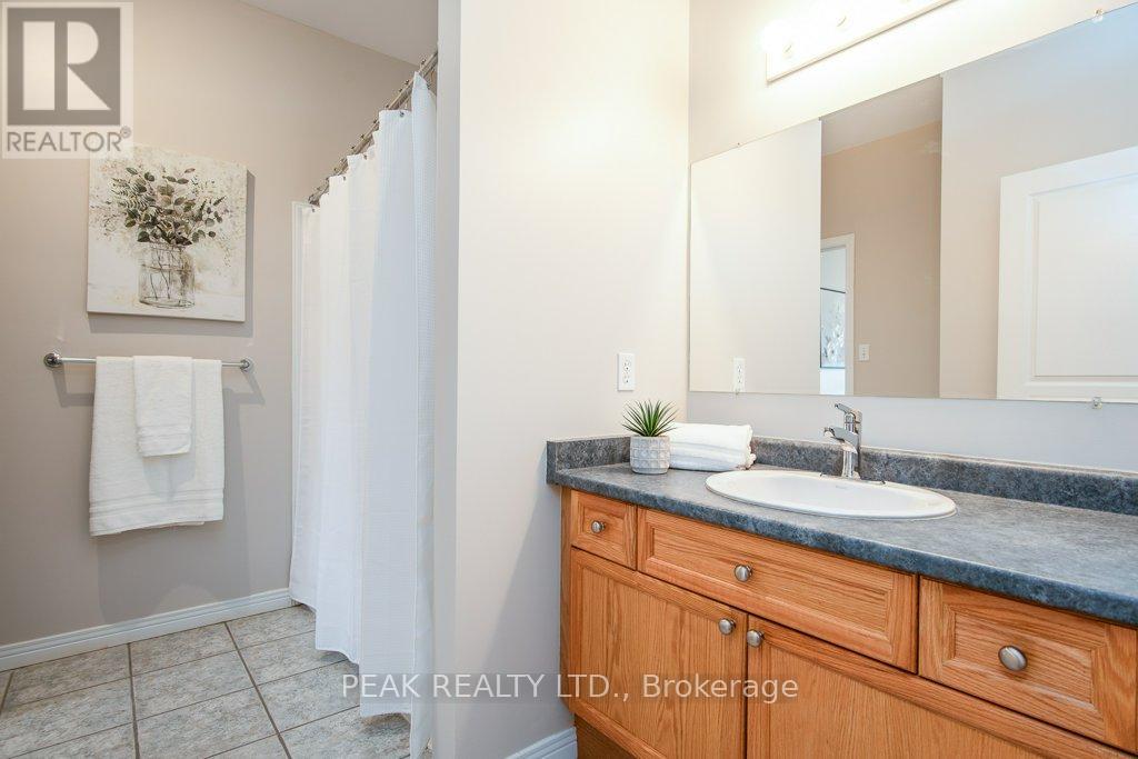 3 - 900 Doon Village Road, Kitchener, Ontario  N2P 1A4 - Photo 36 - X12931470