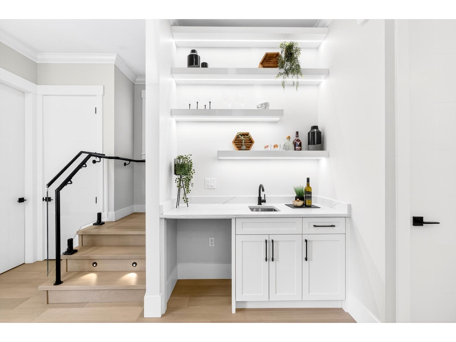 16717 25a Avenue, Surrey, British Columbia V3Z 0B1 - Photo 6 - R3099206