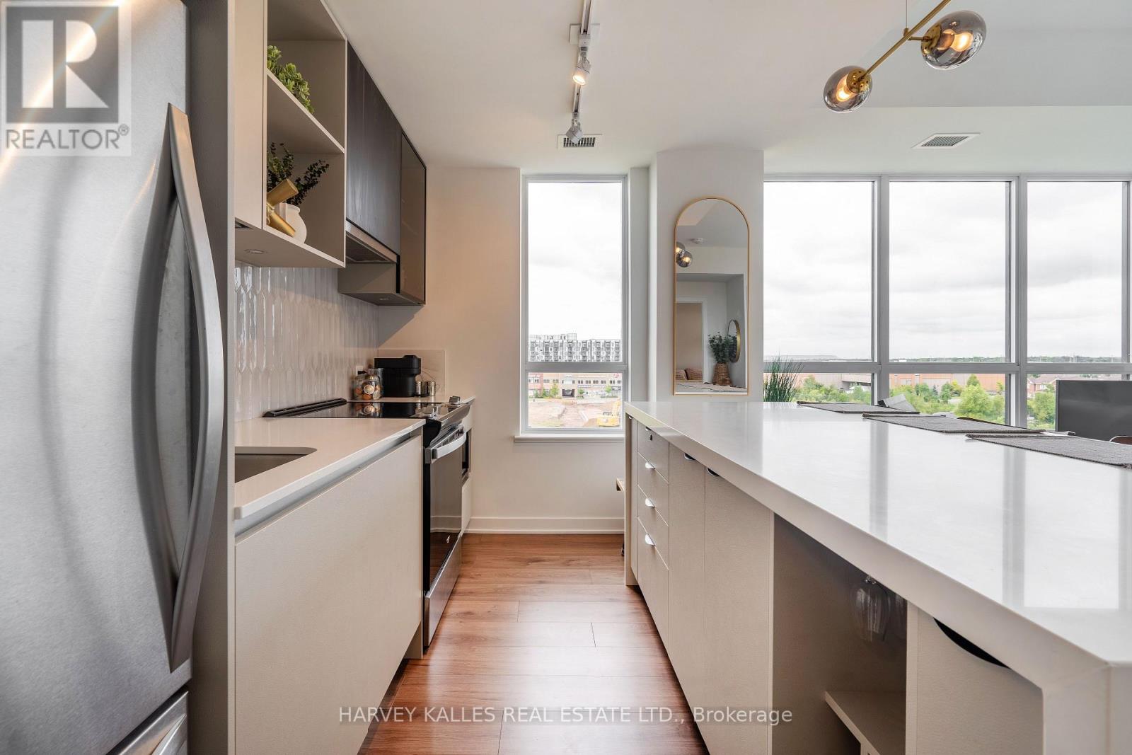 432 - 405 Dundas Street W, Oakville, Ontario  L6M 5P9 - Photo 16 - W12931198