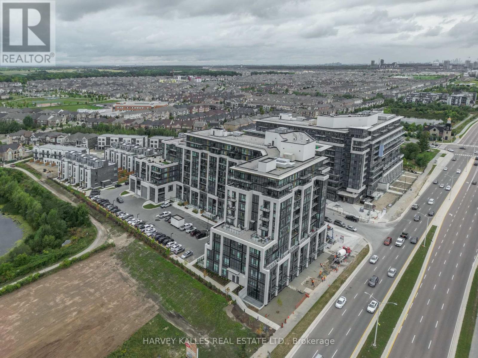 432 - 405 Dundas Street W, Oakville, Ontario  L6M 5P9 - Photo 44 - W12931198