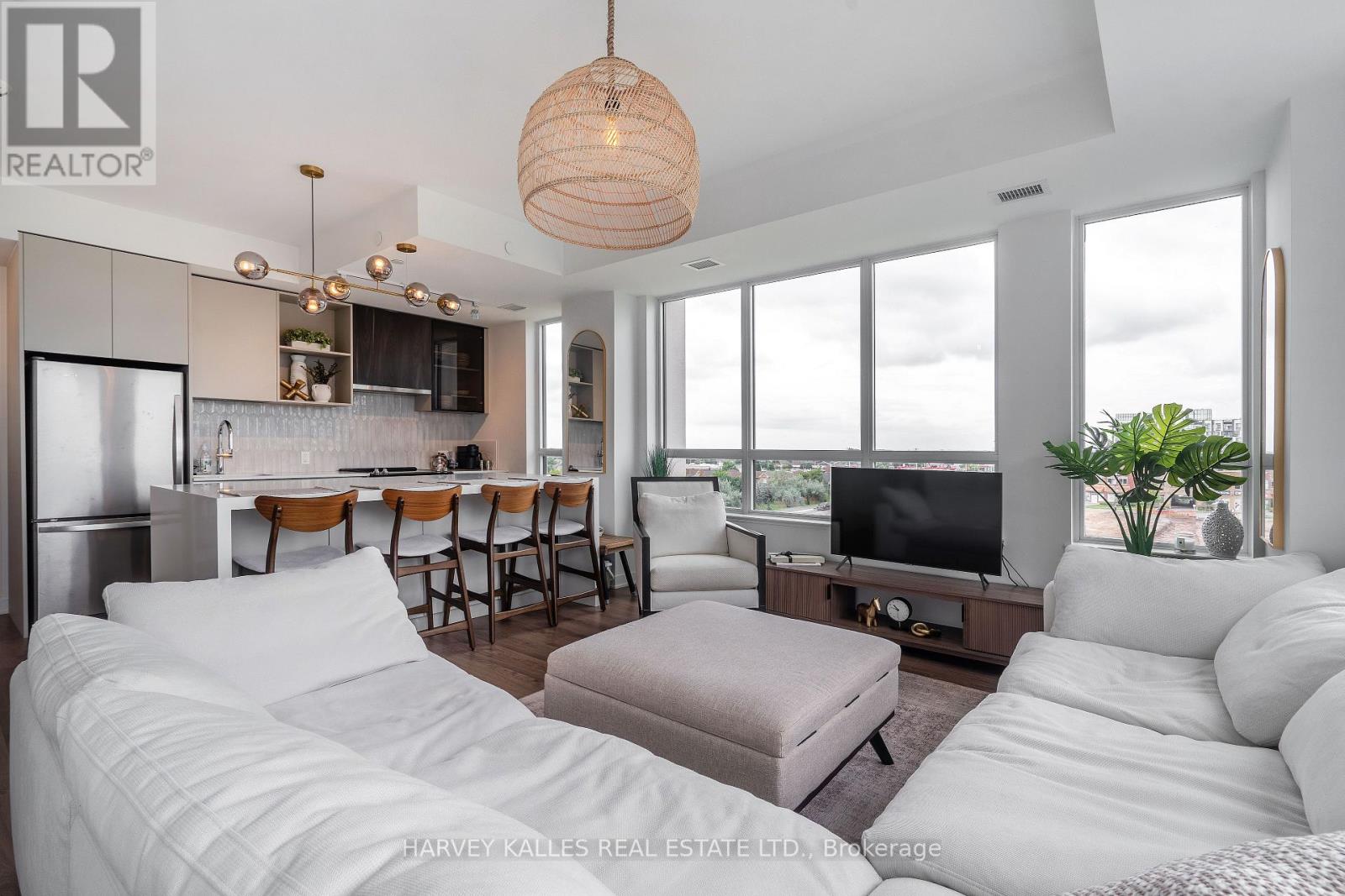 432 - 405 Dundas Street W, Oakville, Ontario  L6M 5P9 - Photo 5 - W12931198