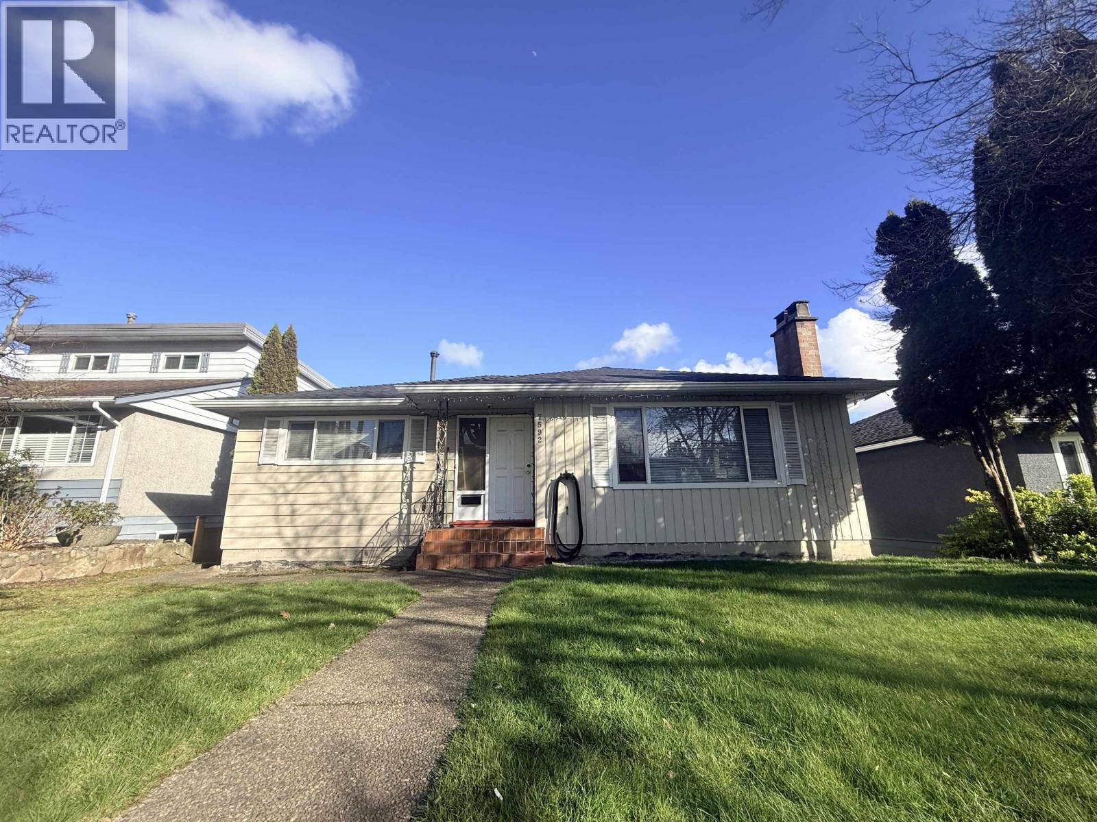 7592 Elliott Street, Vancouver, British Columbia  V5S 2N6 - Photo 2 - R3103526