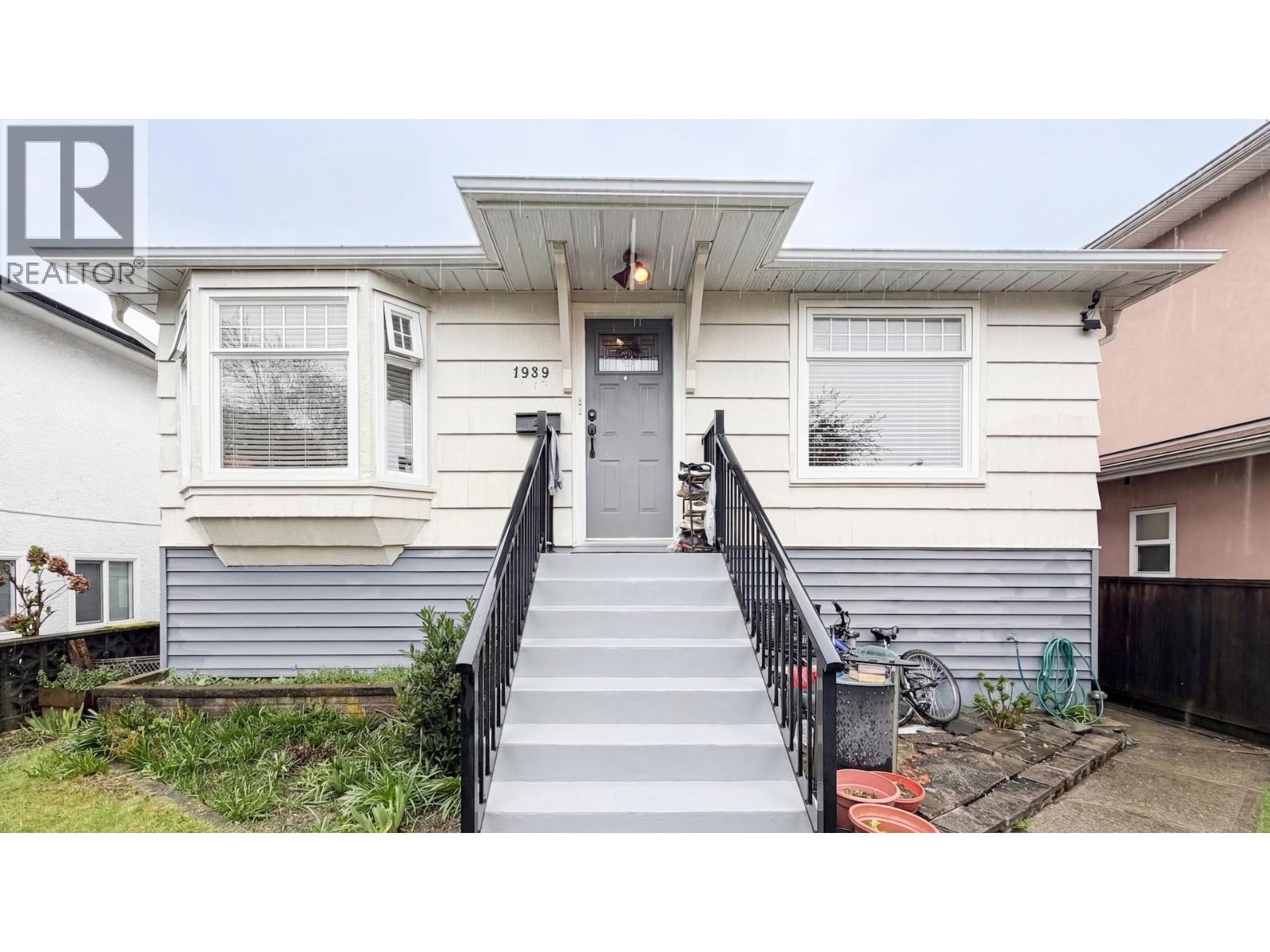 1939 E 39TH AVENUE, Vancouver, British Columbia
