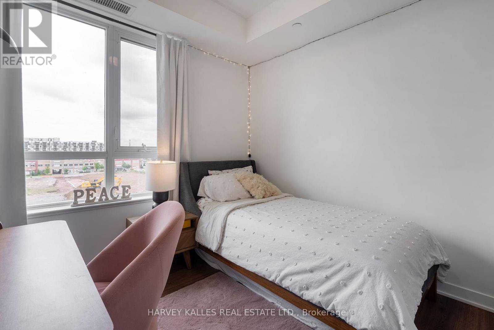 432 - 405 Dundas Street W, Oakville, Ontario  L6M 5P9 - Photo 14 - W12931198