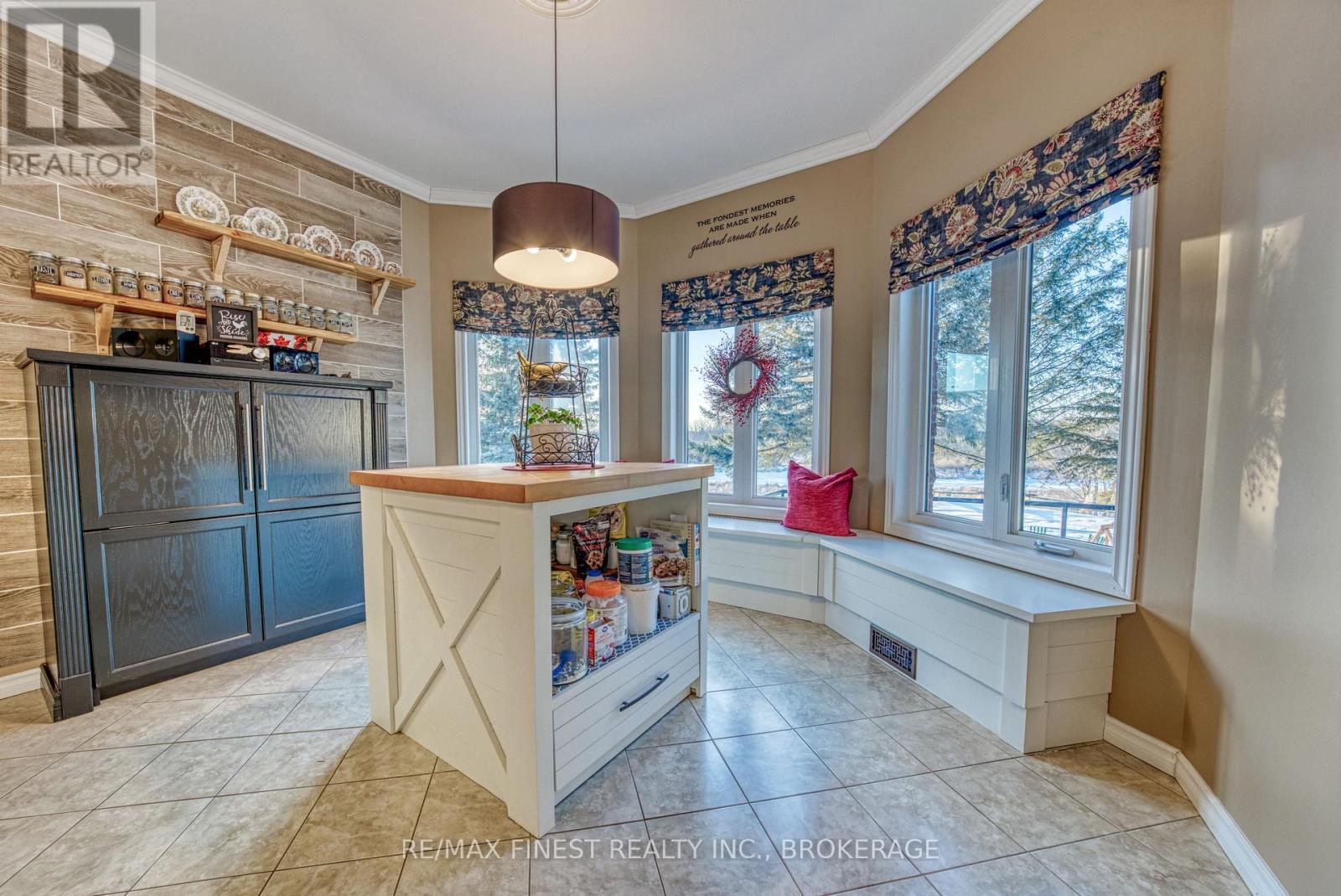 108 Grayrock Crescent, Front Of Leeds & Seeleys Bay, Ontario  K7G 2V4 - Photo 11 - X12840554