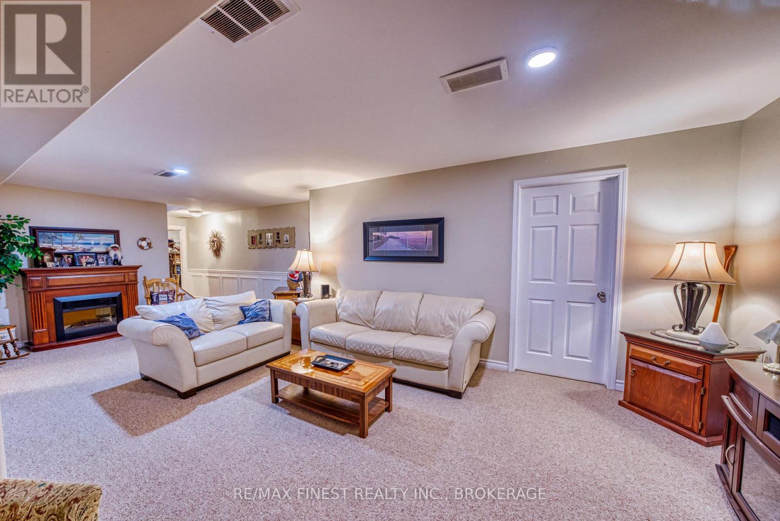 108 Grayrock Crescent, Front Of Leeds & Seeleys Bay, Ontario  K7G 2V4 - Photo 27 - X12840554