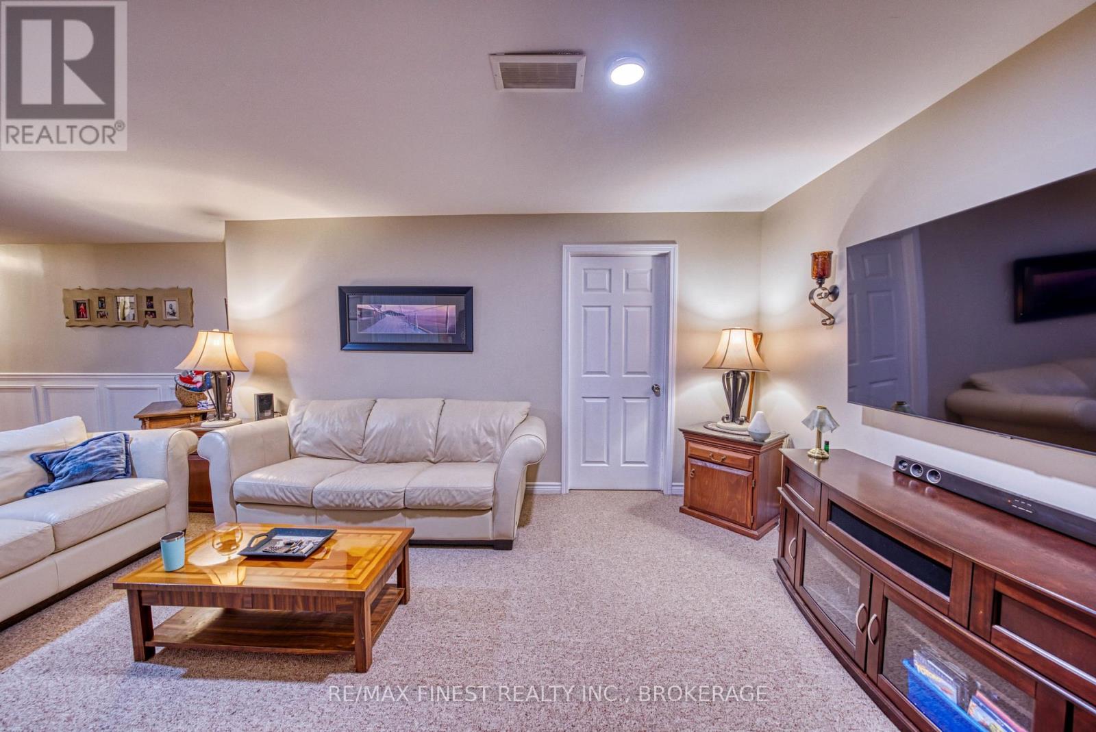 108 Grayrock Crescent, Front Of Leeds & Seeleys Bay, Ontario  K7G 2V4 - Photo 28 - X12840554