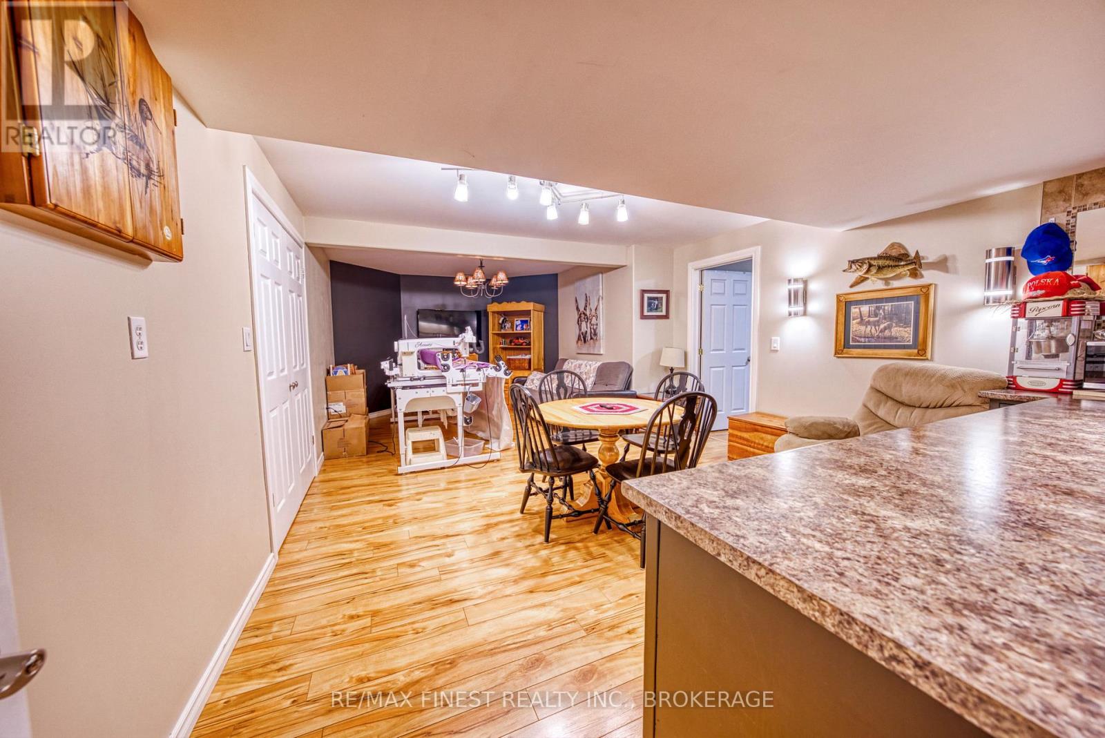 108 Grayrock Crescent, Front Of Leeds & Seeleys Bay, Ontario  K7G 2V4 - Photo 32 - X12840554